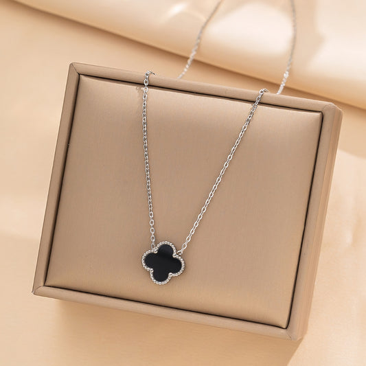 Black LunayaHalskette