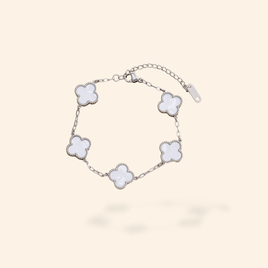 White Lunaya Armband