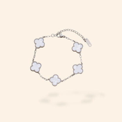 White Lunaya Armband