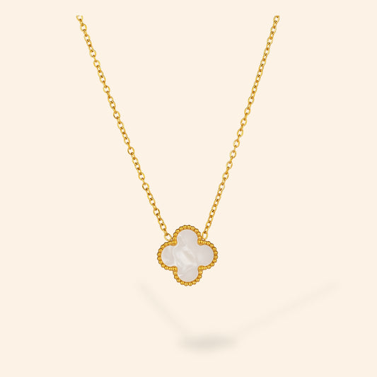 White Auria Halskette